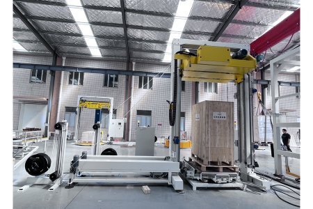 艾訊雙道下壓式托盤捆扎機(jī)通過(guò)專家驗(yàn)收